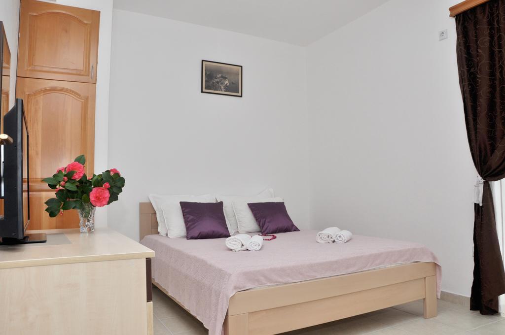 Guest House Savina Herceg Novi Bagian luar foto